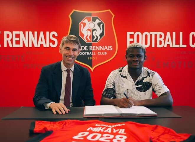 บาซ่า ปล่อย เฟย์ ซบ แรนส์ พ่วงสัญญาซื้อกลับ