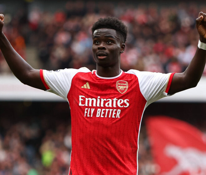 โอเดการ์ด ชมฟอร์ม ซาก้า เทพแบบไร้ขีดจำกัด