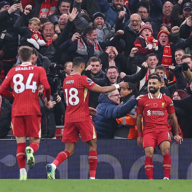 ไม่มีผ่อน! ลิเวอร์พูล ยังแกร่ง เปิดบ้านต้อน วิลล่า 2-0 นำฝูงต่อเนื่อง