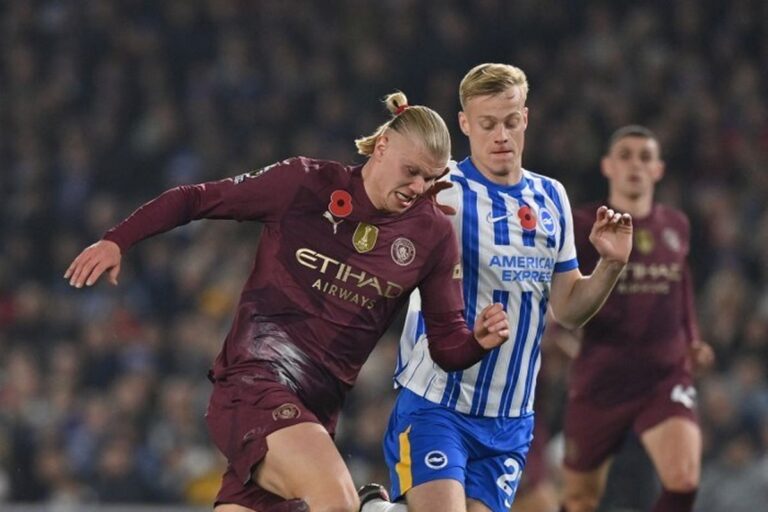 เหลือจะเชื่อ! เรือใบ ยังแย่ พ่าย ไบรท์ตัน 2-1 แพ้ 4 เกมรวด