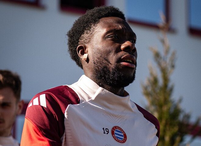 เดวิส ยัน บาเยิร์น พร้อมเปิดหน้าแลก กับ ห้างขายยา