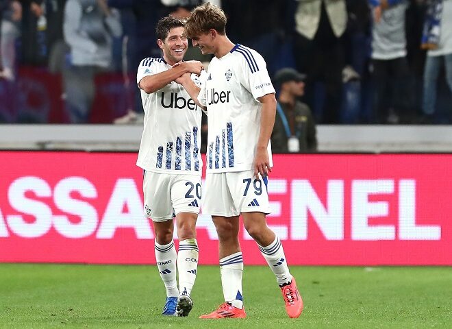 พ่อ ยัน ปาซ อยากอยู่ โคโม่ อีกสักปี